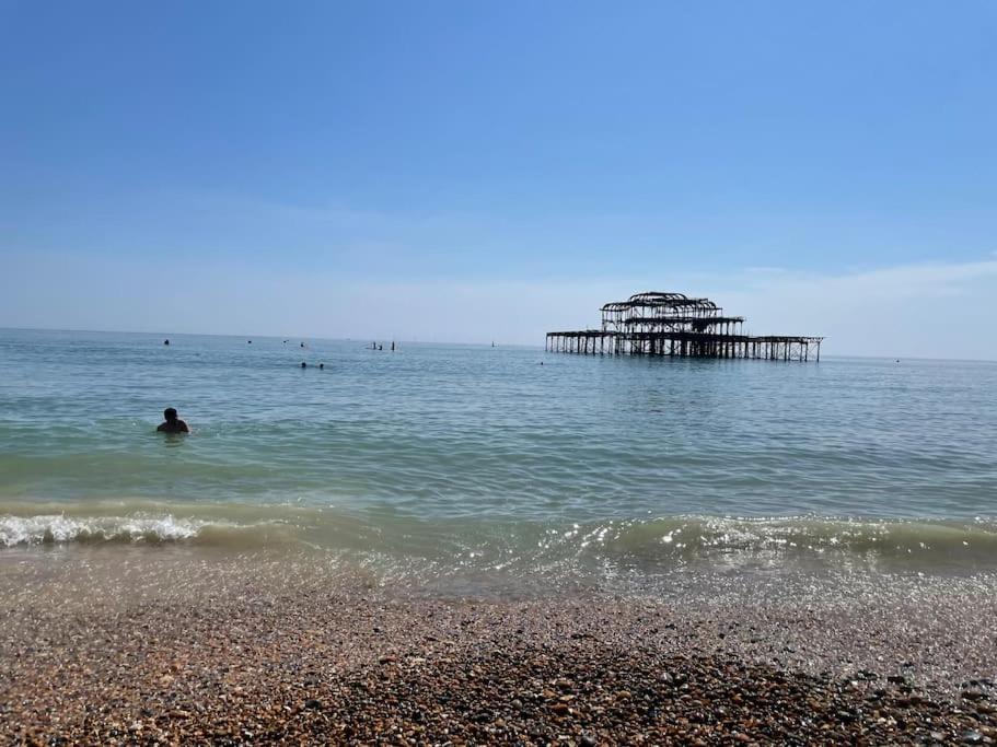 Rooms In A Beautiful House With Free On St Parking Brighton Luaran gambar