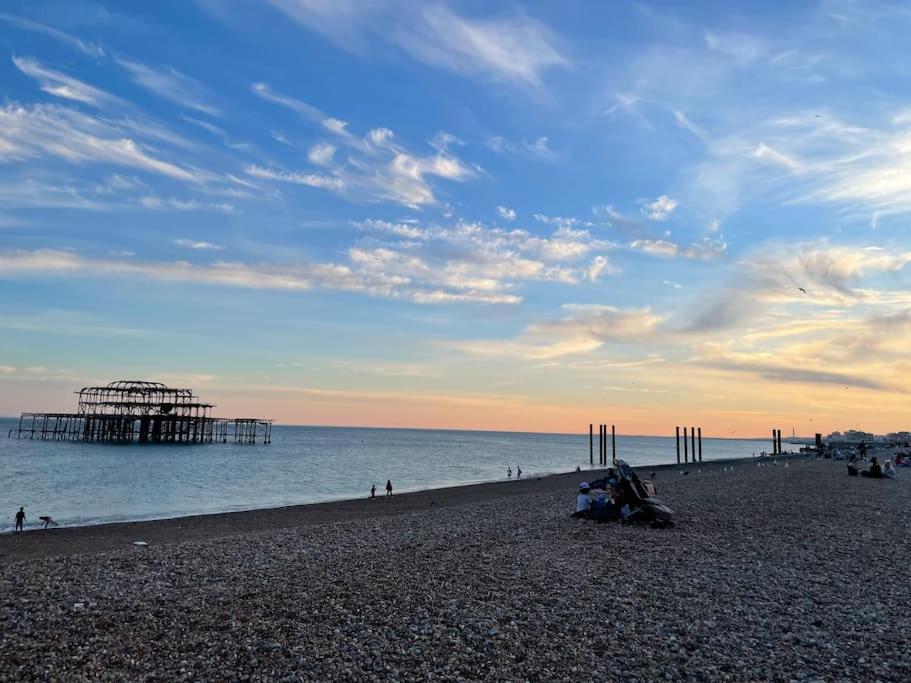 Rooms In A Beautiful House With Free On St Parking Brighton Luaran gambar